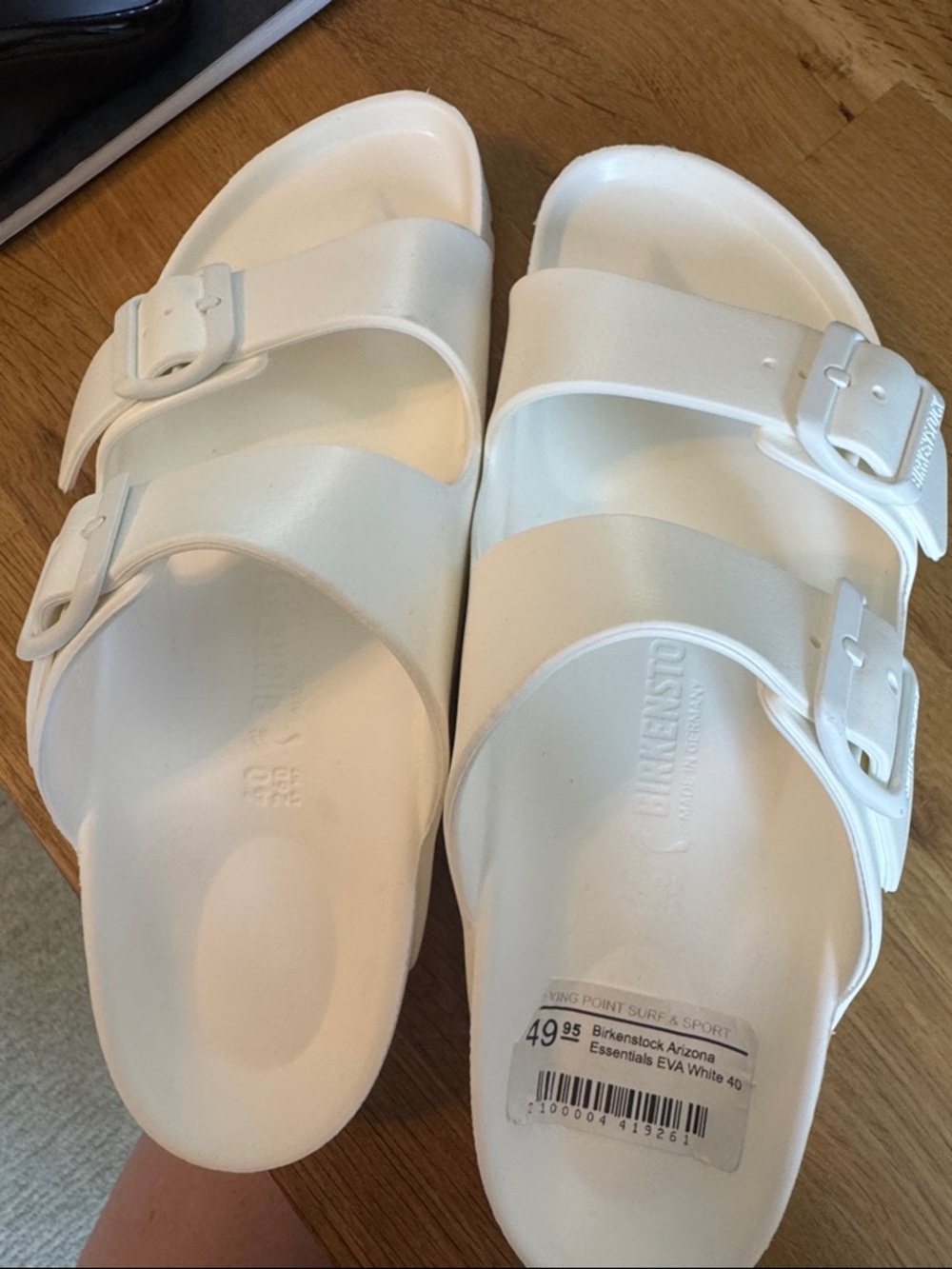 NWT Birkenstock Arizona sandals